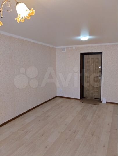 Комната 19 м² в > 9-к., 2/4 эт.