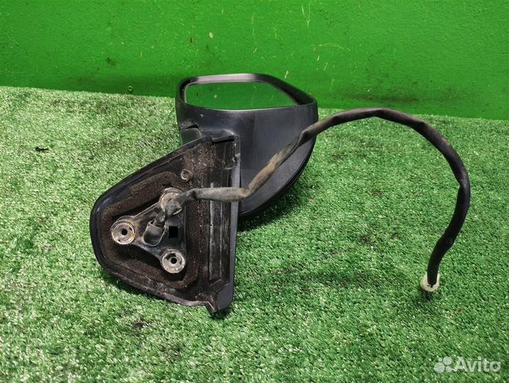 Зеркало левое Toyota Auris E150 2009