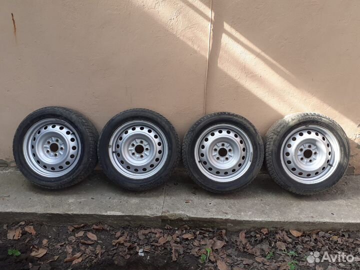 Hankook Winter I'Cept IZ2 205/55 R16 94T