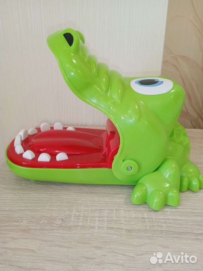 Крокодил дантист хасбро