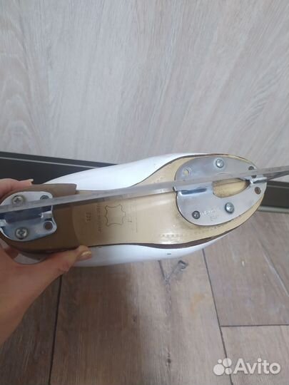 Фигурные коньки risport