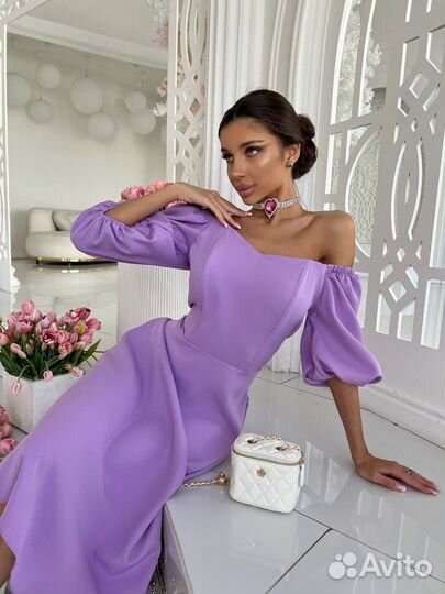 Вечернее платье сиреневого цвета