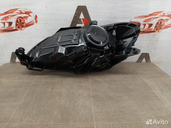 Фара левая Skoda Fabia рестайлинг