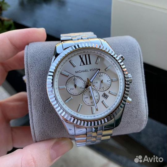 Часы Michael Kors MK8405
