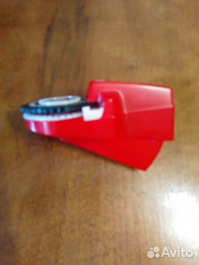 Продается машинка выдавливающая на ленте буквы