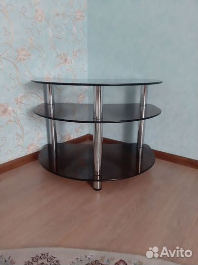 Стеклянная тумба под тв