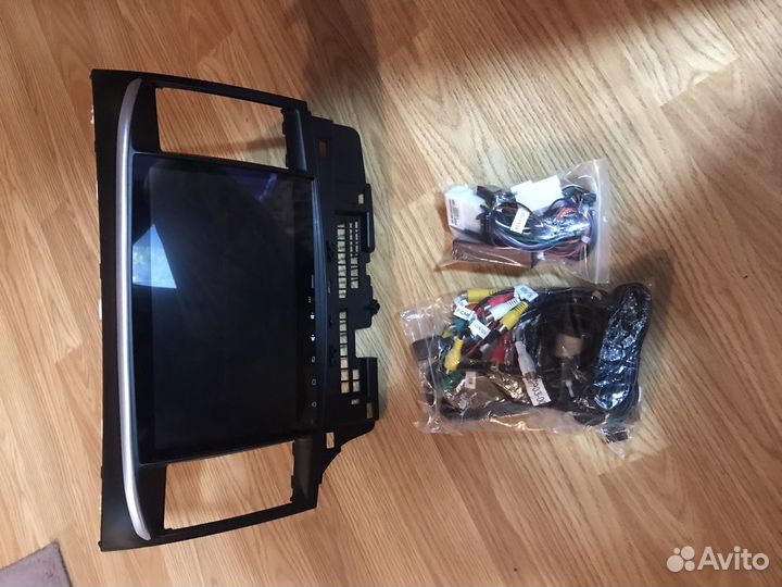 Магнитофон в автомобили