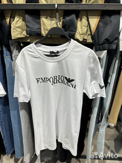 Футболка Emporio Armani