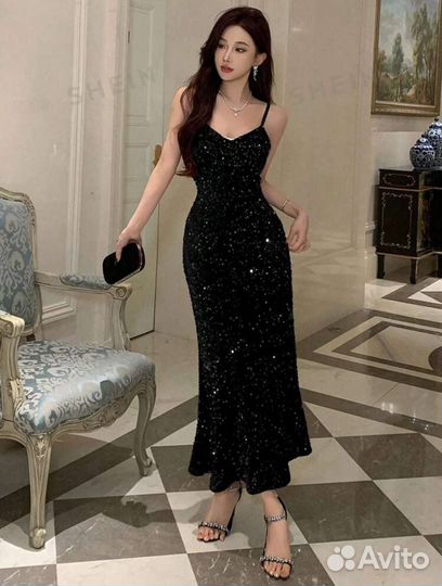 Платье с пайетками