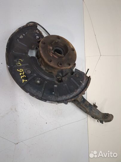 Ступица (кулак, цапфа) Volkswagen Touareg, 2006