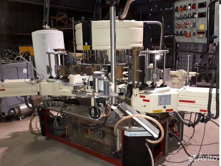 Этикетировочный автомат Alfa Q F3 18T Италия