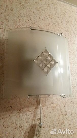 Светильники настенные