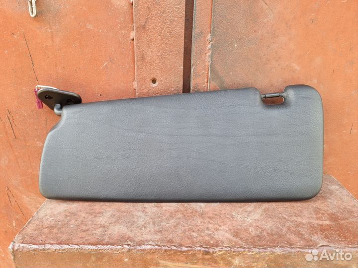 Козырек солнцезащитный правый Bmw 3 E46