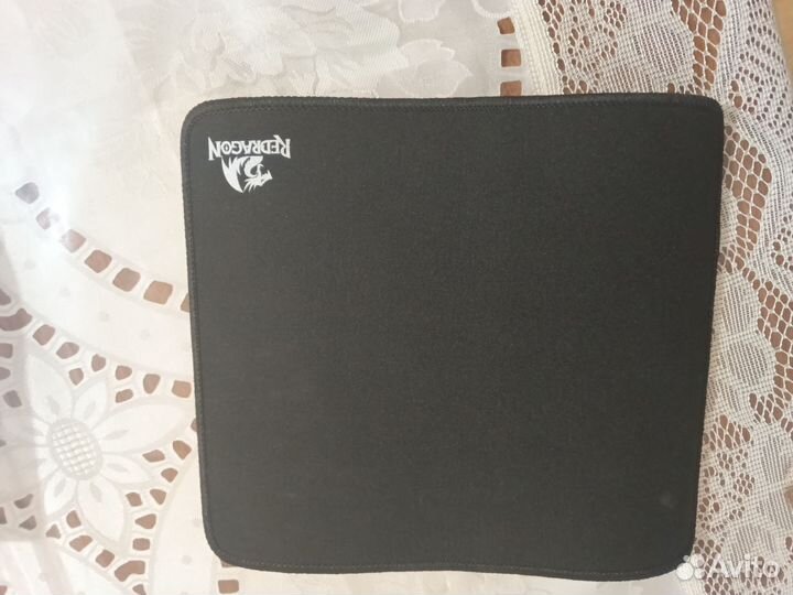 Игровая мышь и коврик