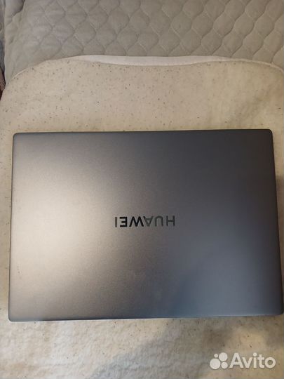 Ноутбук huawei matebook