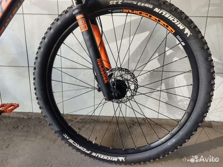 Карбоновый Norco Revolver 7.2, 27.5/L,Hope Pro 4