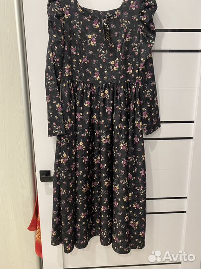 Платье женское новое 44-46