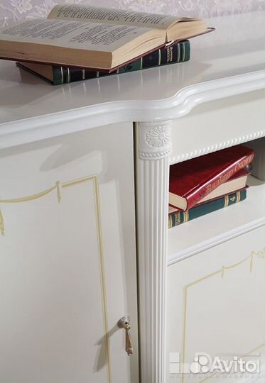 Тумба под телевизор арт.372