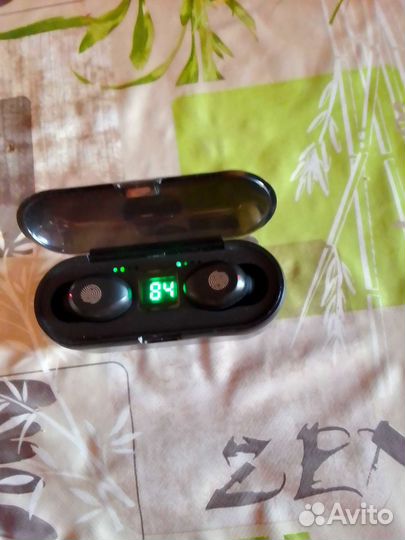 Без проводные наушники