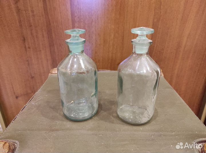 Склянка лабораторная