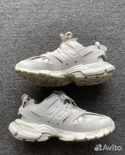 Balenciaga Track 1