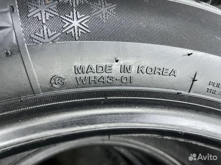 Nexen Winguard Ice Plus 215/55 R17 98T
