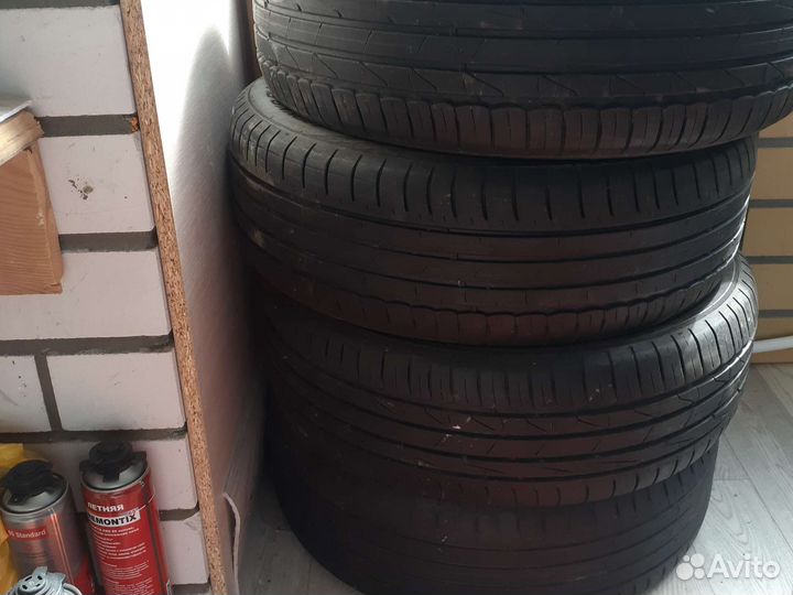 Nokian Tyres Hakka Blue 3 19.5/65 R15