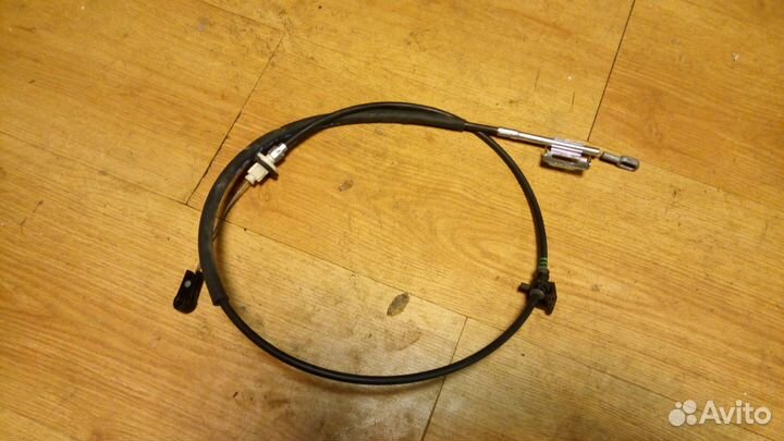 Трос кпп на замок зажигания Солярис 1. 1.6акпп