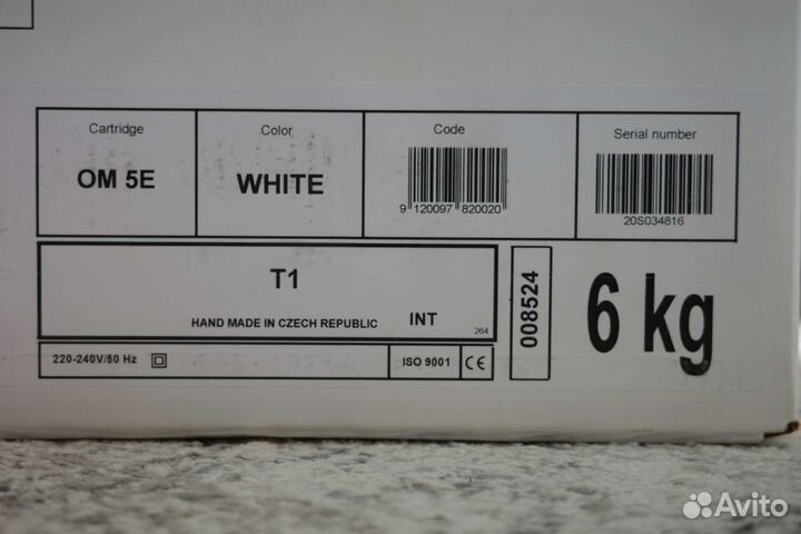 Виниловый проигрыватель Pro-Ject T1 Satin White