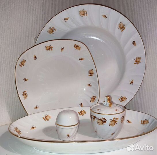 Предметы столового сервиза юуфз