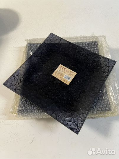 Тарелки новые разные