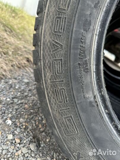 Gislaved Nord Frost 200 SUV 225/65 R17