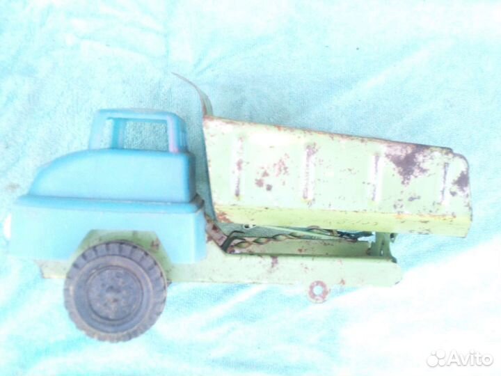 Железный грузовик СССР батыр