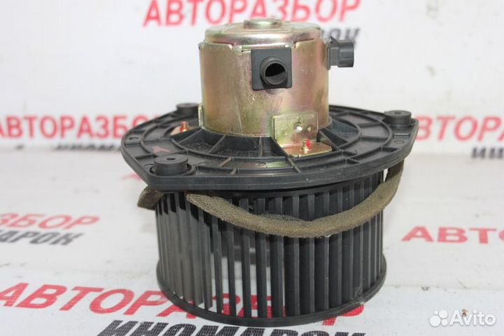 Моторчик отопителя для Chevrolet Niva 2002-2009 г