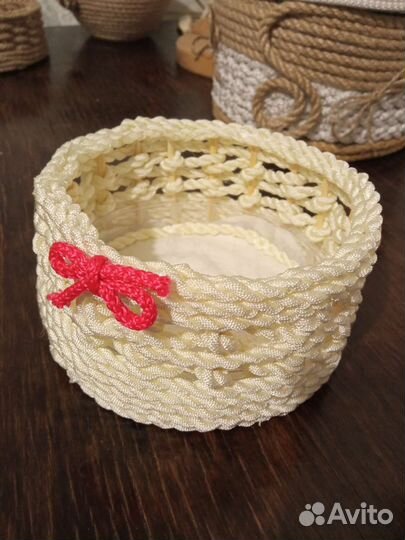 Корзинка из джута