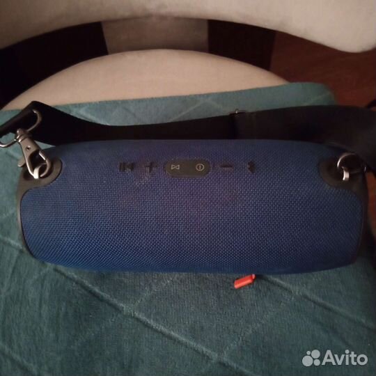 Блютуз колонка