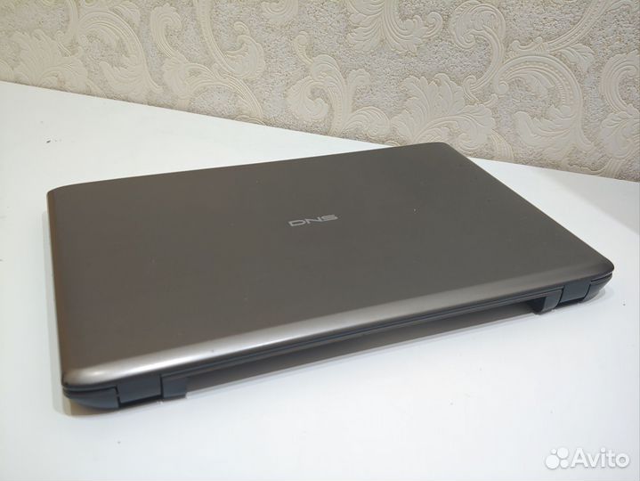 DNS C17A(i5/8gb/ssd/2gb GPU)