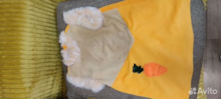 Красивый маскарадный костюм заюшки