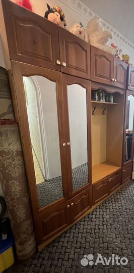 Шкаф для прихожей