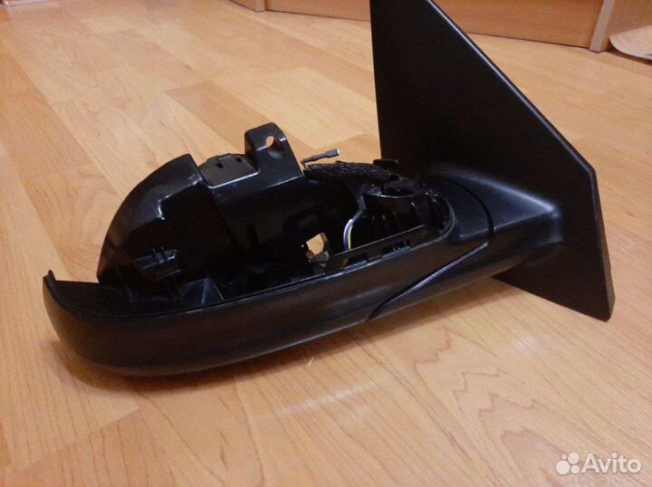 Зеркало заднего вида на Kia Rio 4