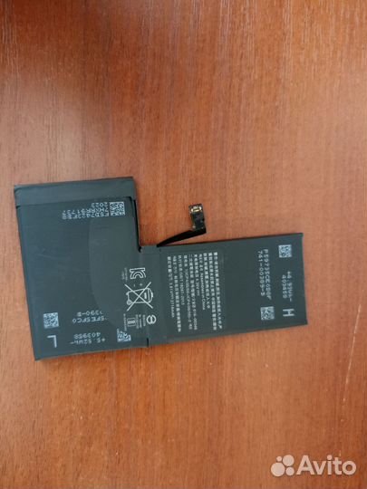 Батарейка на iPhoneX