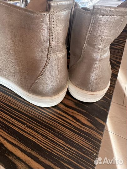 Ботинки женские