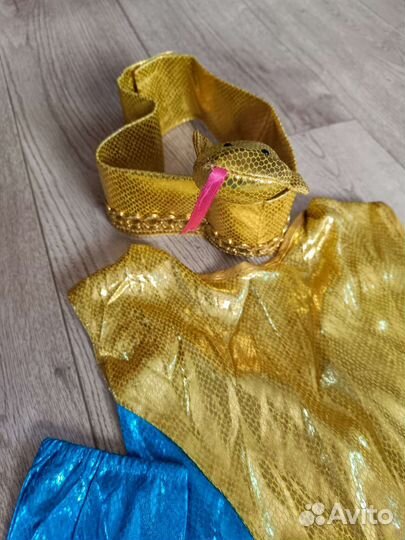 Новогодний костюм змея