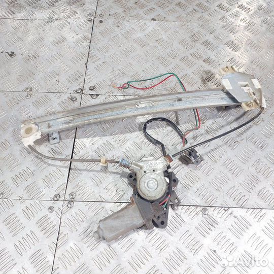Стеклоподъемник задний левый Mitsubishi Galant