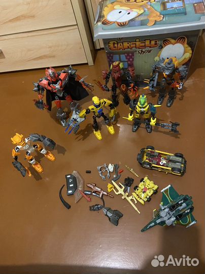 Продам роботов