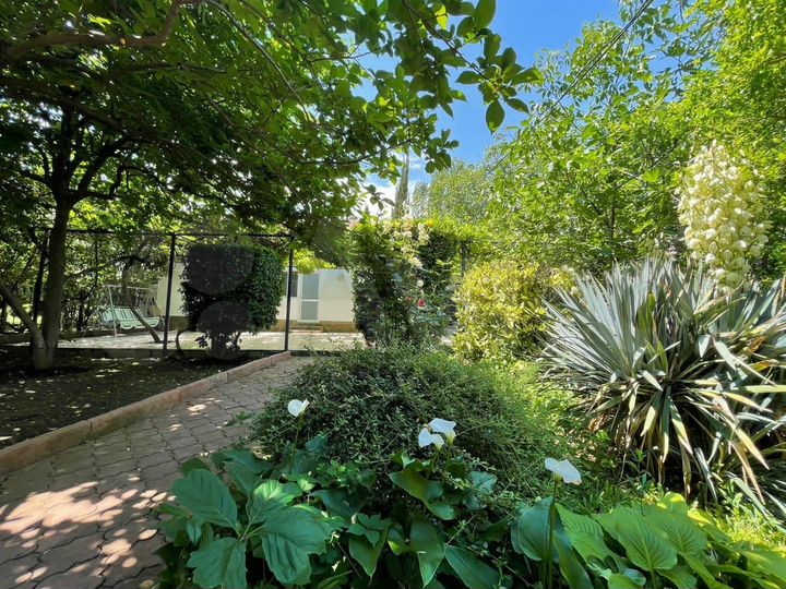 Коттедж 200 м² на участке 20 сот.