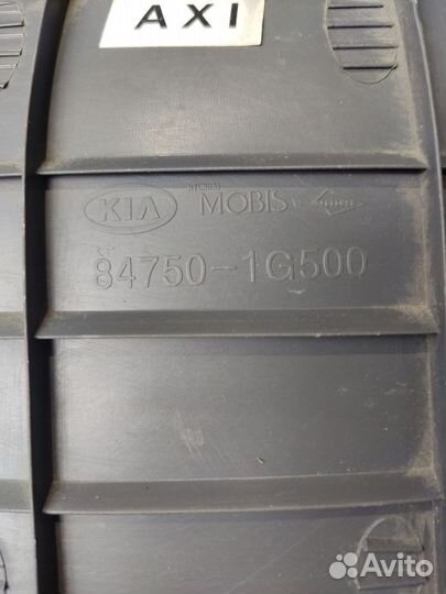 Накладка панели на торпеду Kia RIO 2 Лев