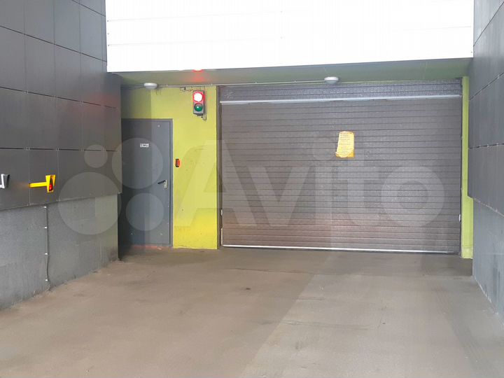 Машиноместо, 17 м²