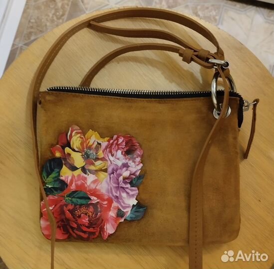 Сумочка кожаная