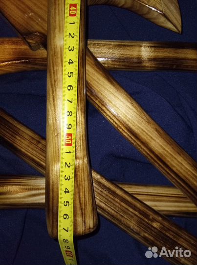 Деревянный лакированный топор 65 см